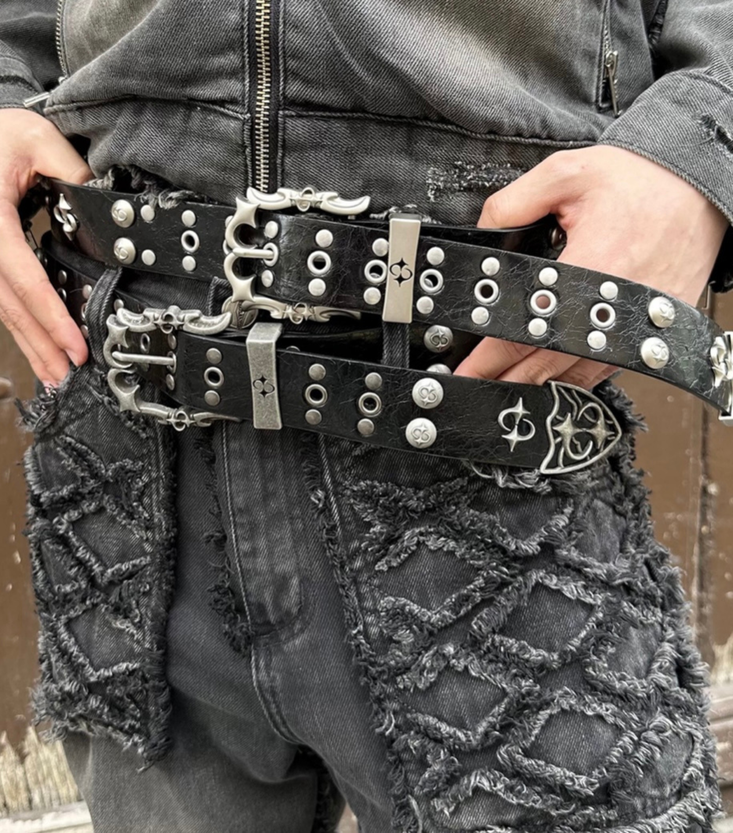 SILVER BUCKLE BELT