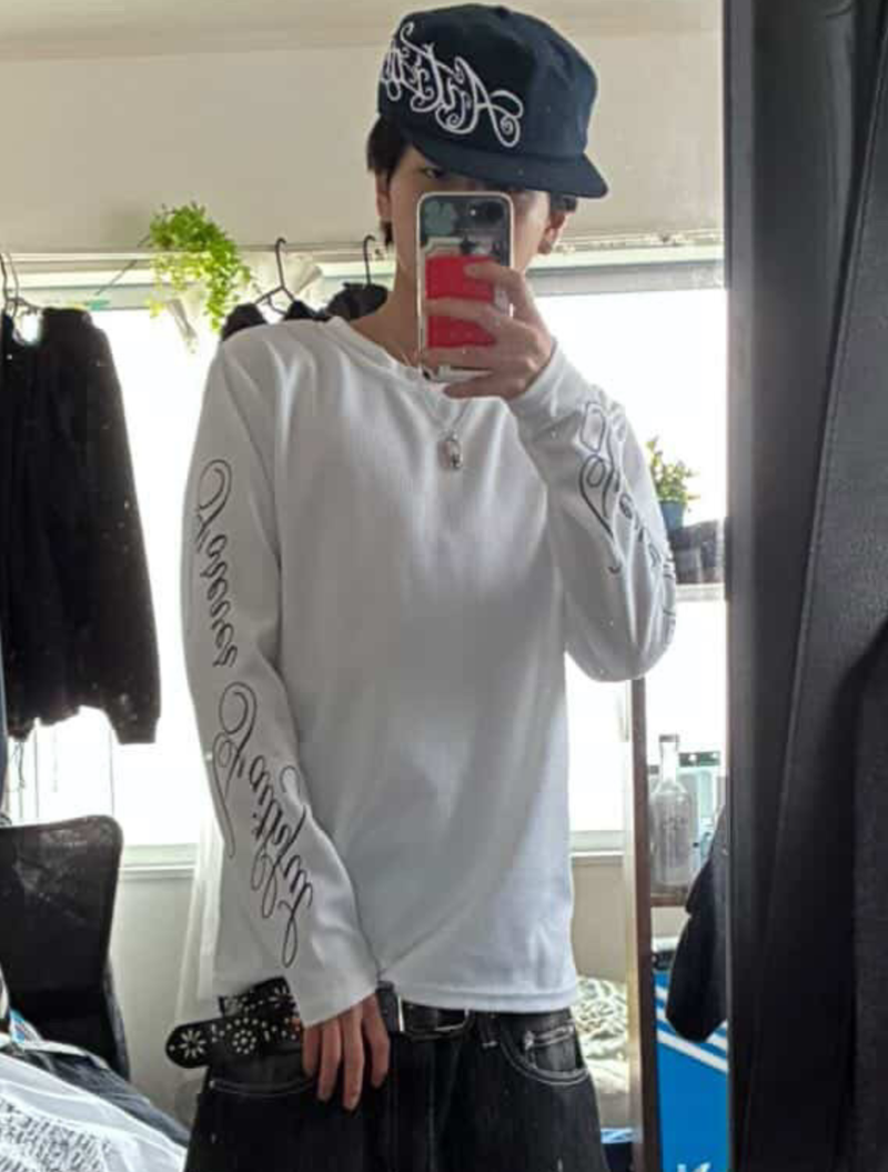 サイドタイポグラフィロングTシャツ ME1077