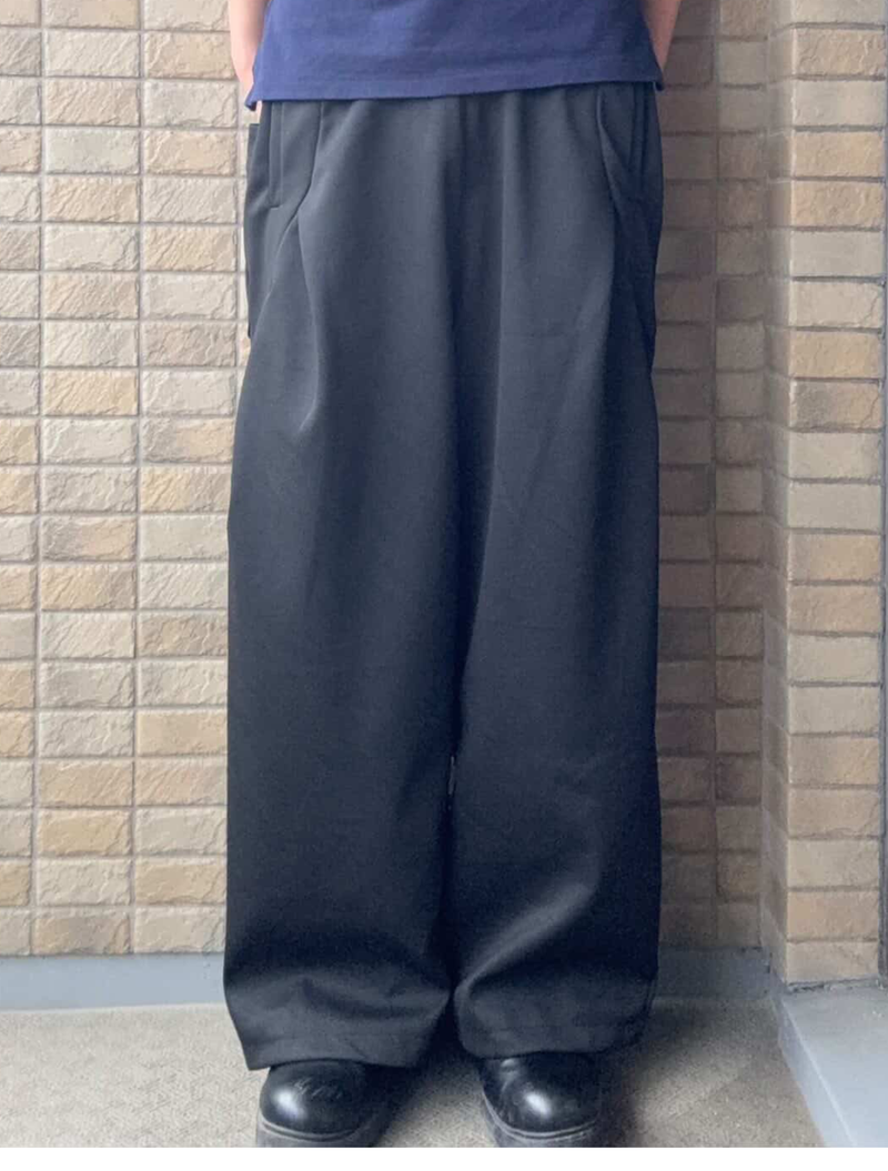 ワイドブラックスウェットパンツ 2011